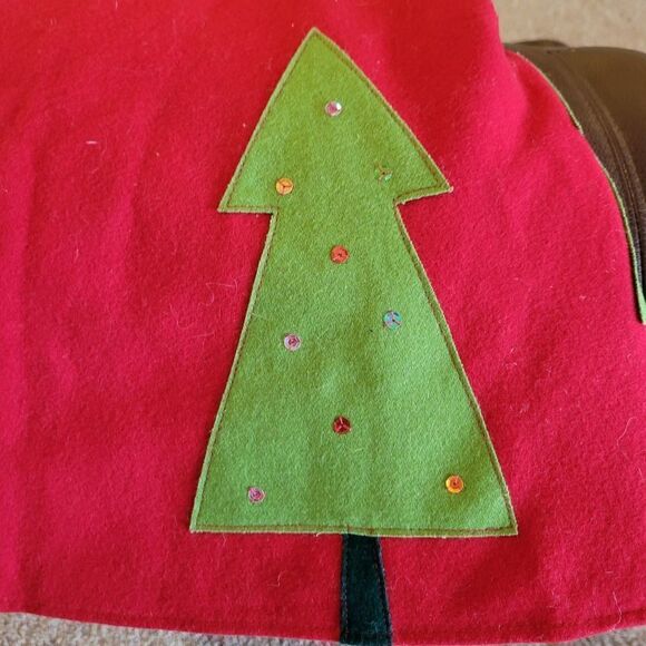 Wool Christmas Tree Skirt with Applied Traditional Christmas Decorations - Picture 7 of 12
